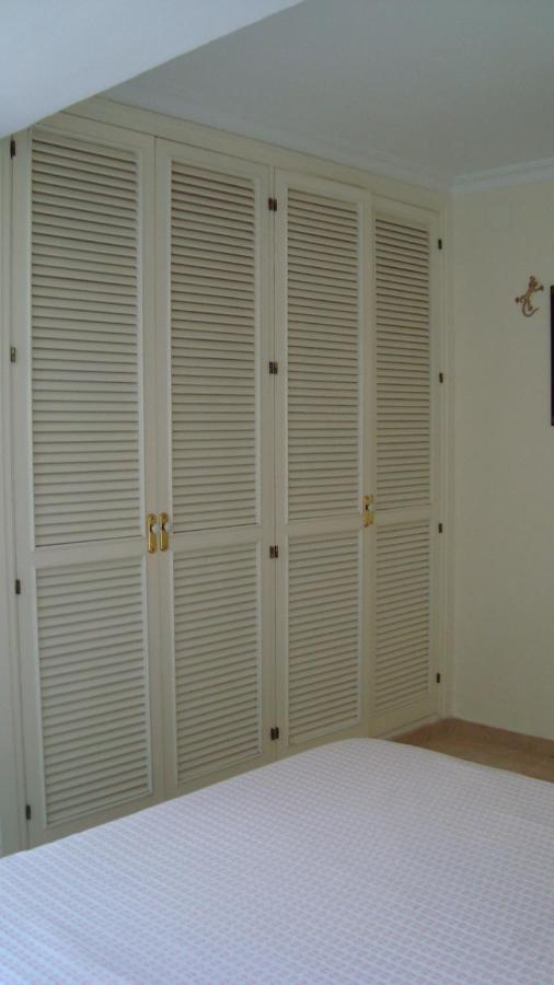 Apartamento La Carihuela - Urb. Eurosol Apartment Torremolinos Luaran gambar
