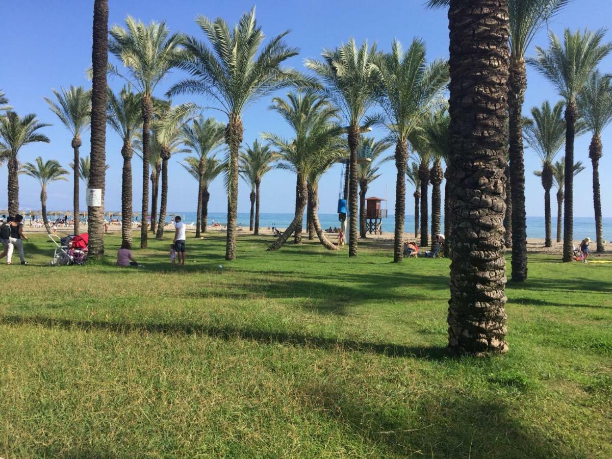 Apartamento La Carihuela - Urb. Eurosol Apartment Torremolinos Luaran gambar